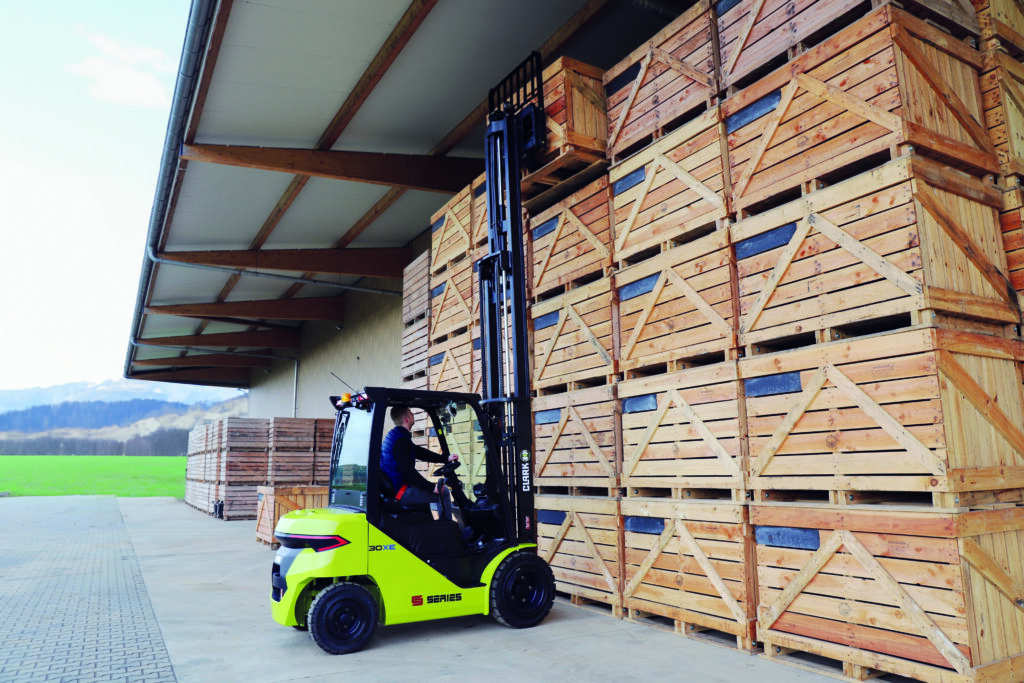 CLARK Elektrostapler Renegade S25-35XE