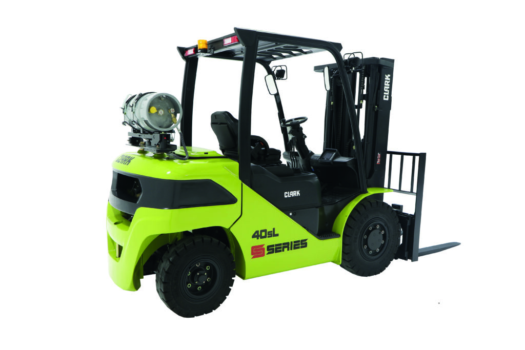 CLARK_S-Series_S40L_rotated_right